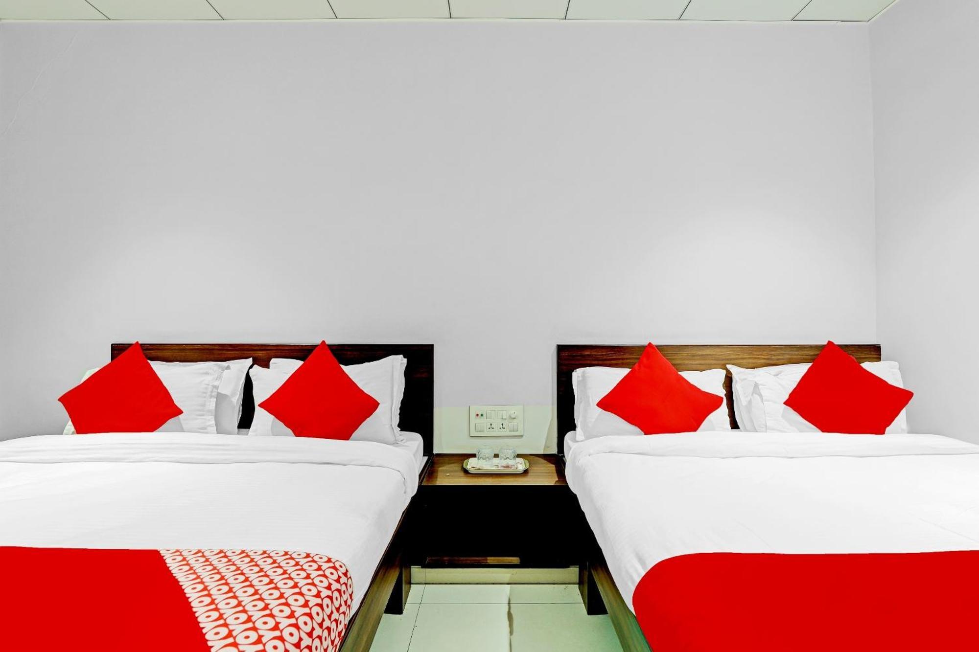 Hotel O Rishta And Jahan Banquet And Rooms Bhatha 外观 照片